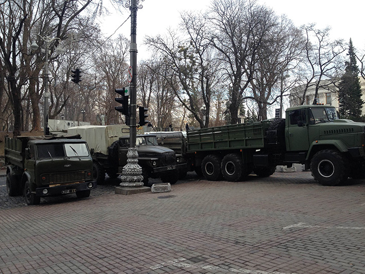 Хроники Евромайдана. Безлюдный понедельник (Фоторепортаж) Хроники Евромайдана. Безлюдный понедельник (Фоторепортаж)
