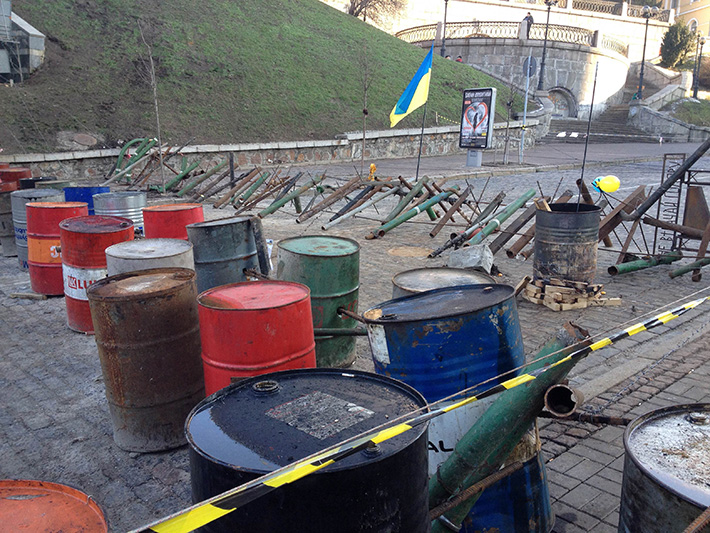 Хроники Евромайдана. Безлюдный понедельник (Фоторепортаж) Хроники Евромайдана. Безлюдный понедельник (Фоторепортаж)