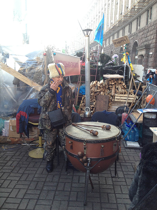 Хроники Евромайдана. Казацкий вторник (Фоторепортаж) Хроники Евромайдана. Казацкий вторник (Фоторепортаж)