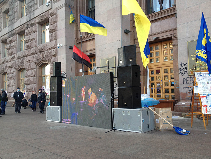 Хроники Евромайдана. Казацкий вторник (Фоторепортаж) Хроники Евромайдана. Казацкий вторник (Фоторепортаж)