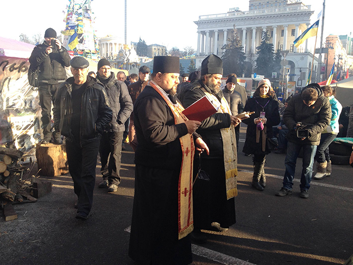 Хроники Евромайдана. Казацкий вторник (Фоторепортаж) Хроники Евромайдана. Казацкий вторник (Фоторепортаж)
