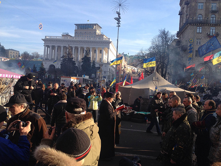 Хроники Евромайдана. Казацкий вторник (Фоторепортаж) Хроники Евромайдана. Казацкий вторник (Фоторепортаж)