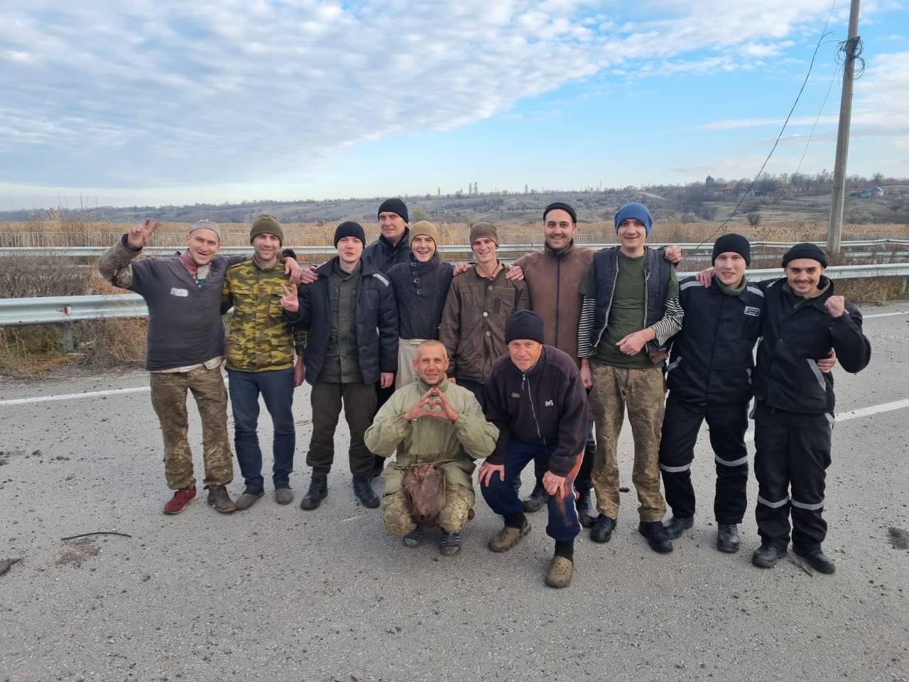 Пленные русские солдаты на украине телеграмм фото 101
