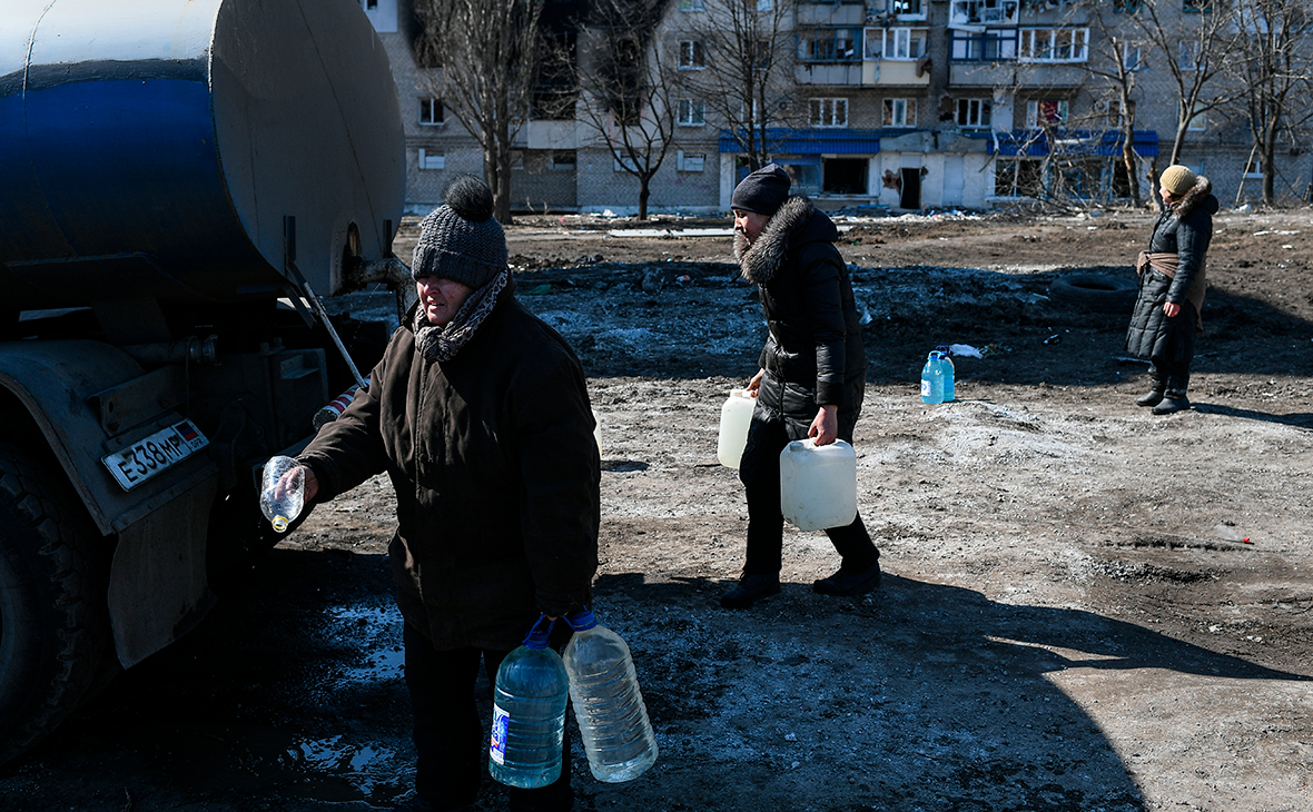 Вечно это противостояние продолжаться не может». Российские СМИ об Украине  | ОстроВ